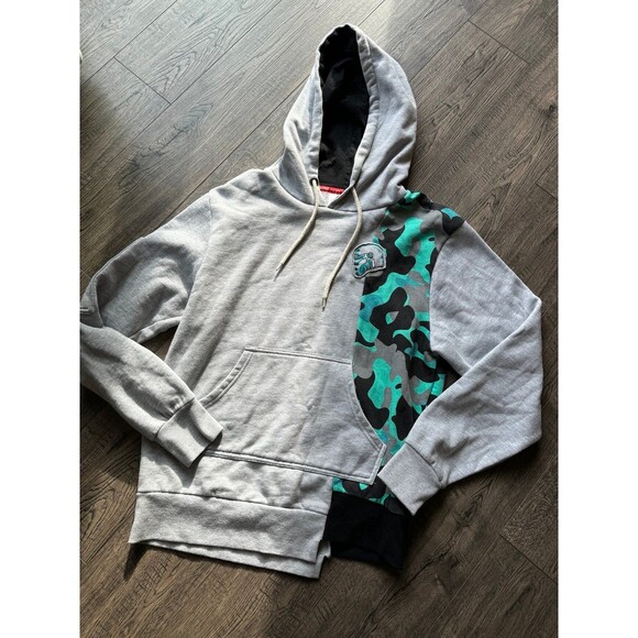 Disney STAR WARS: The Mandalorian Pullover Hoodie for Men small - Picture 1 of 8